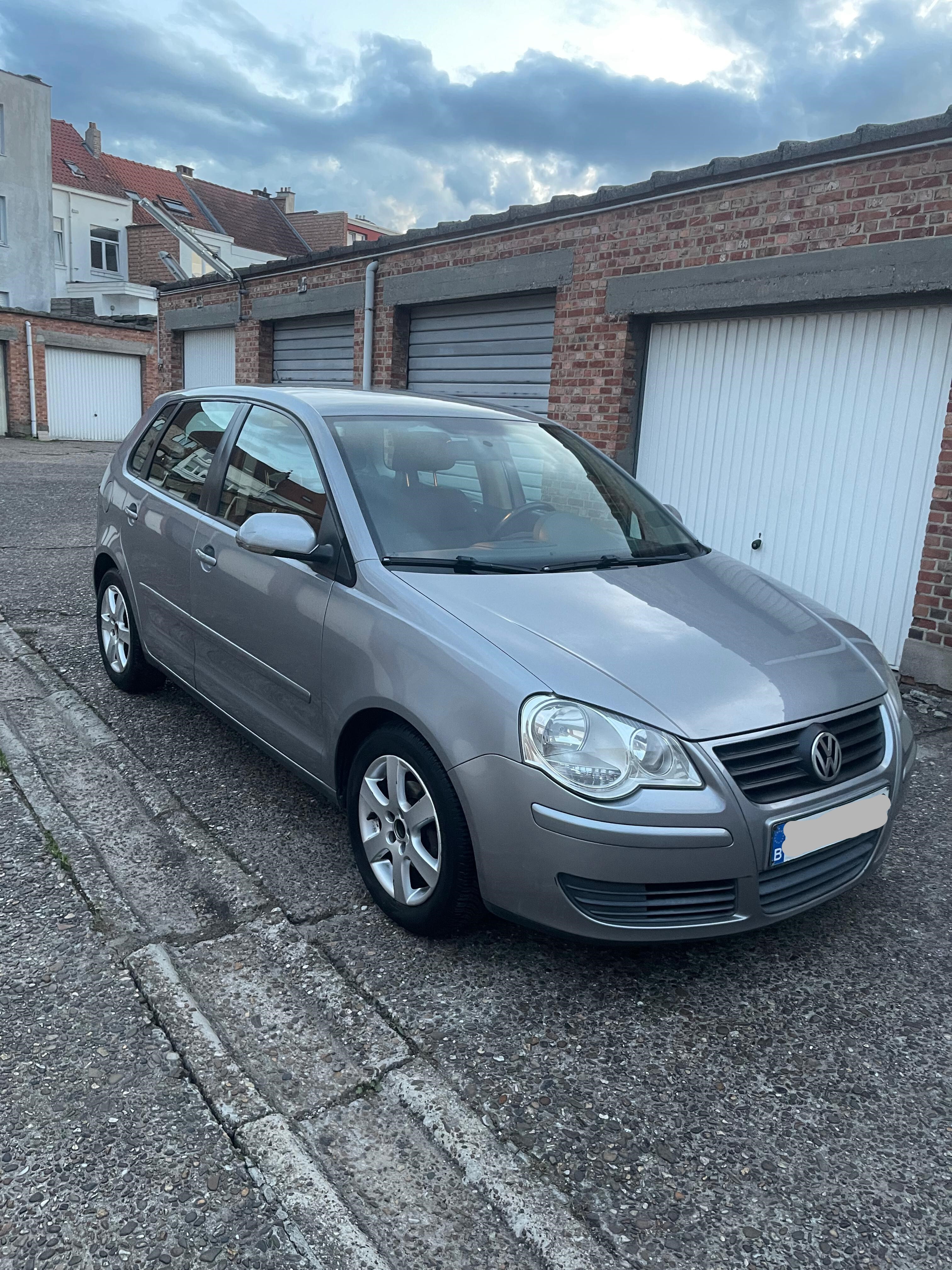 SUZUKI  SWIFT